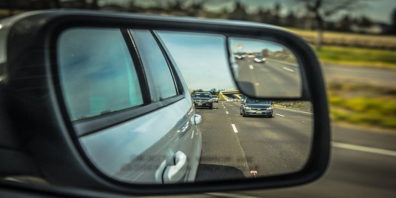 Make a Proper Adjustment to Your Rear-View Mirror