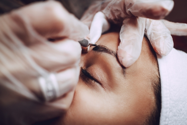 Making It in Microblading: The Truth About Certifications and Classes