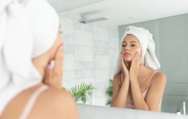 9 Simple Ways For Working Women To Revamp Their Skincare Routine