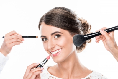 The Perfect Finish: 3 Quick Makeup Products to Apply at the End of Each Spa...