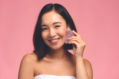 Clean-Girl Aesthetic: Mastering No-Makeup Makeup