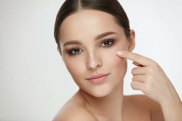 The Microbiome &amp; the Key to Restoring Skin’s Optimal State of Balance
