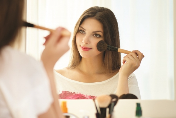 Fact or Fiction: Regularly wearing makeup ages skin faster.