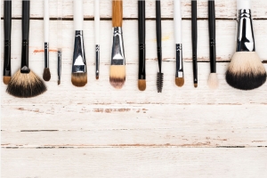 THIS OR THAT: Synthetic Versus Natural  Bristle Makeup Brushes