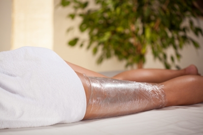 Body Wrapping Basics: Effects, Benefits, &amp; At-Home Use