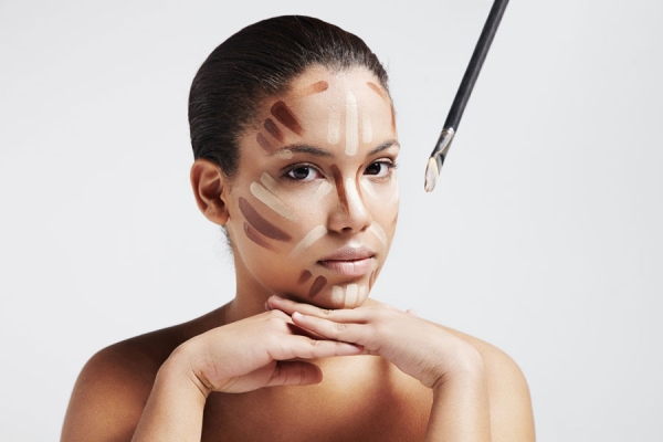 Clever Camouflage: Using Cover Up Makeup in the Spa