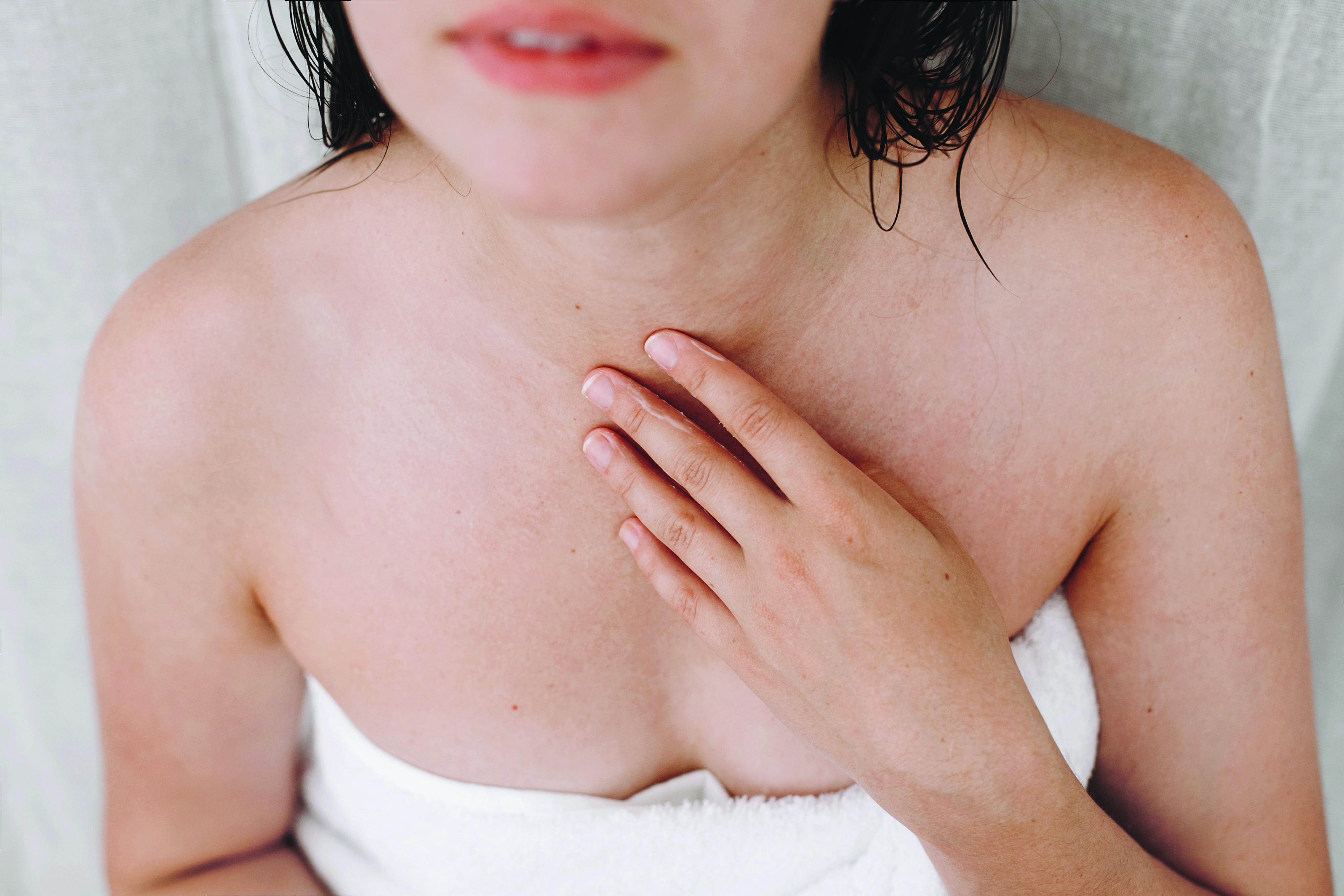 Neck &amp; Neck: Lessons in Neck &amp; Décolletage Care