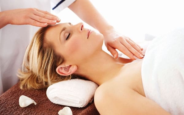 Reiki: Bringing Inner Beauty to the Surface