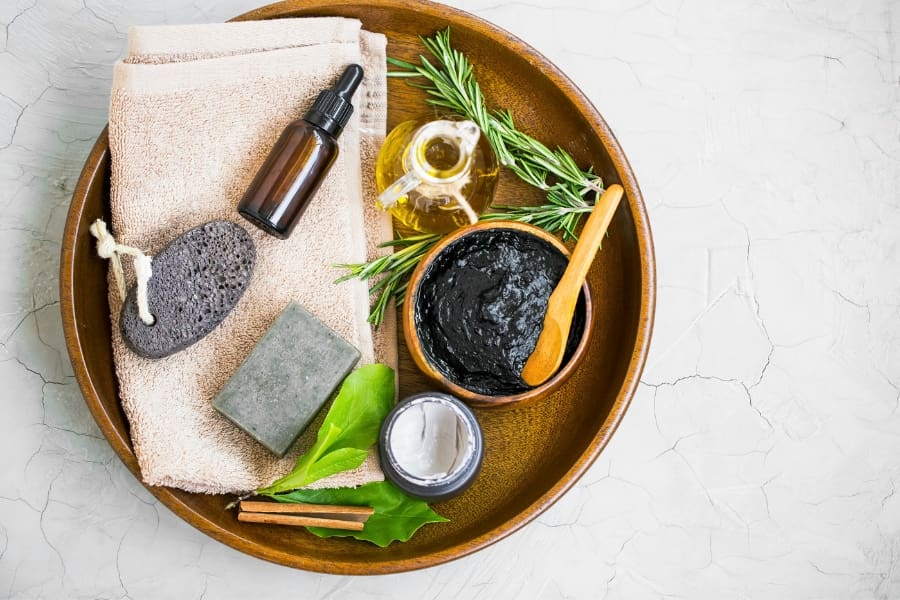 The Essential List: Ingredients to Treat Acne