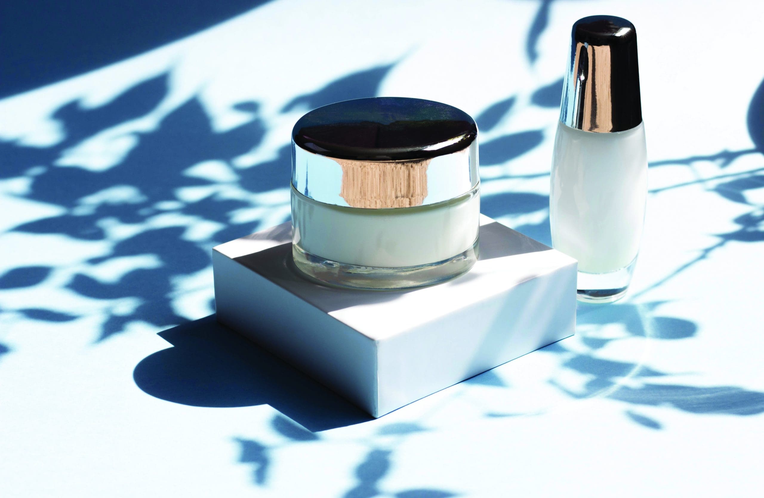 Product Packaging: Jars Versus Airless Pumps